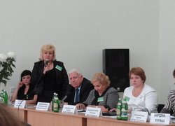 Президія розширеного пленарного засідання: Н.Г. Шарата, Т.С. Мандюк, В.С. Шебанін, І.М. Синявська, Г.Л. Каськова